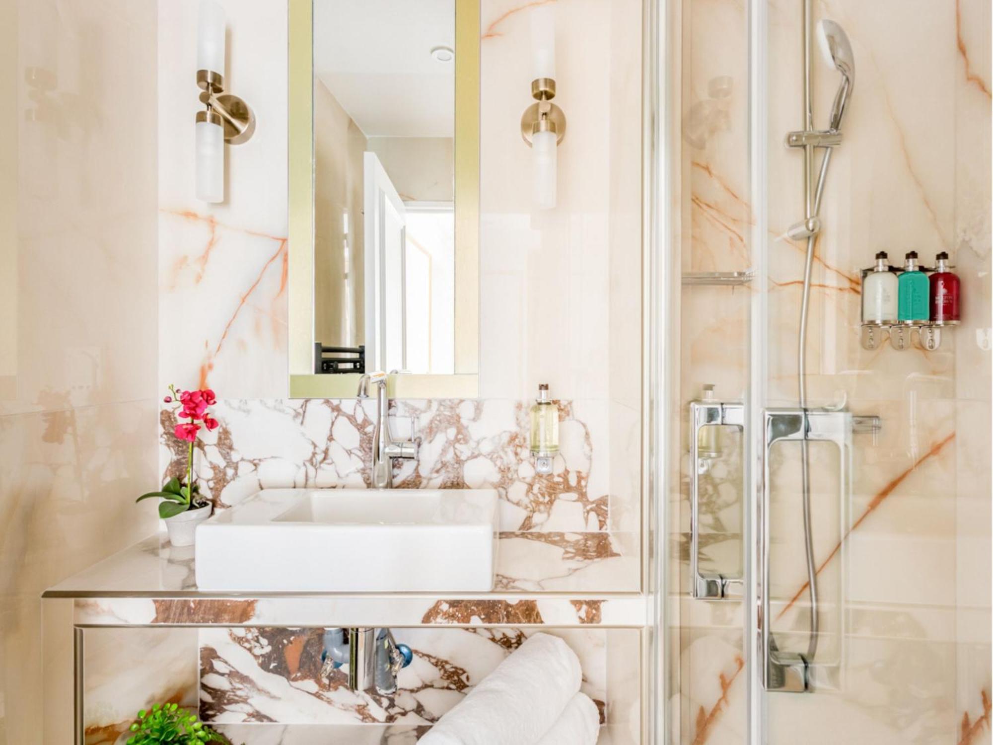 Luxury 4 bedrooms 3 bathrooms apartment - Louvre Paris Extérieur photo